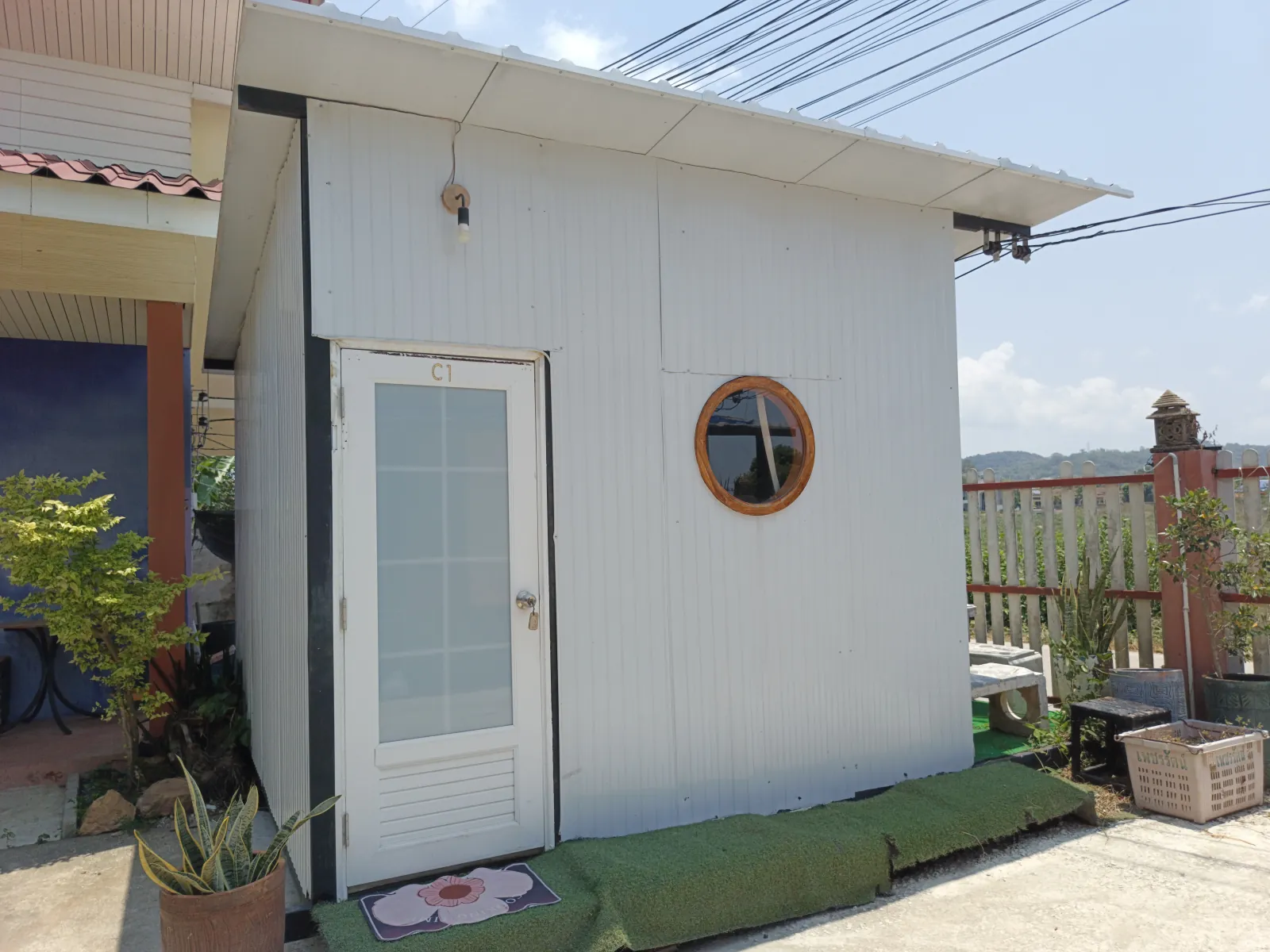 เตียงนอนห้องมินิมอล C1